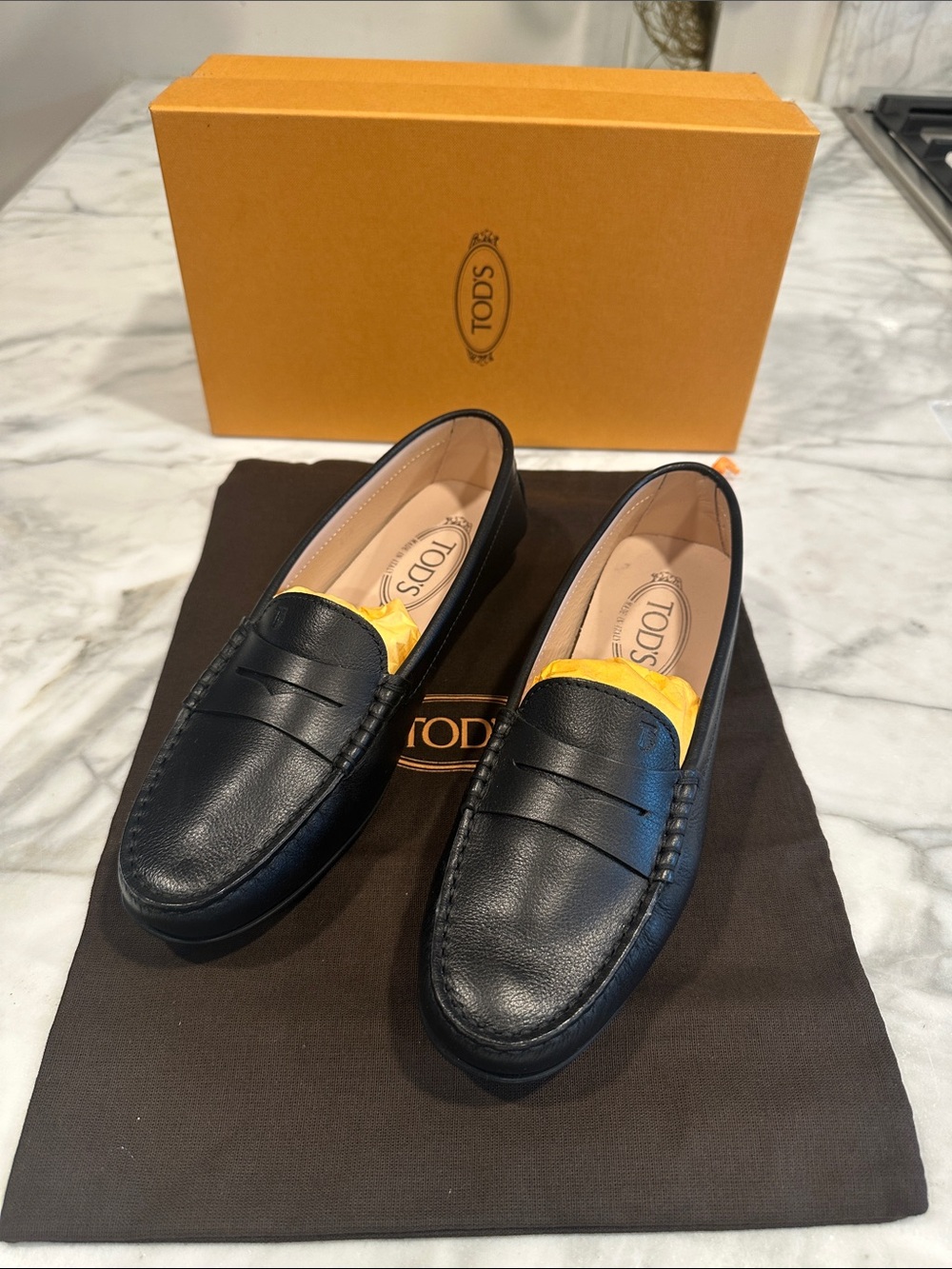 Tod’s Black Leather Loafer 
Size 37.5 EU (7.5 US)